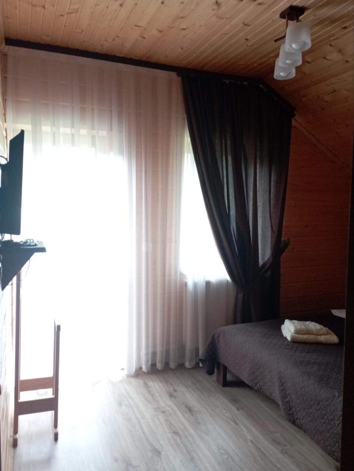 U Anastasii I Sofii Bilya Richki Guest House Mykulychyn Bagian luar foto