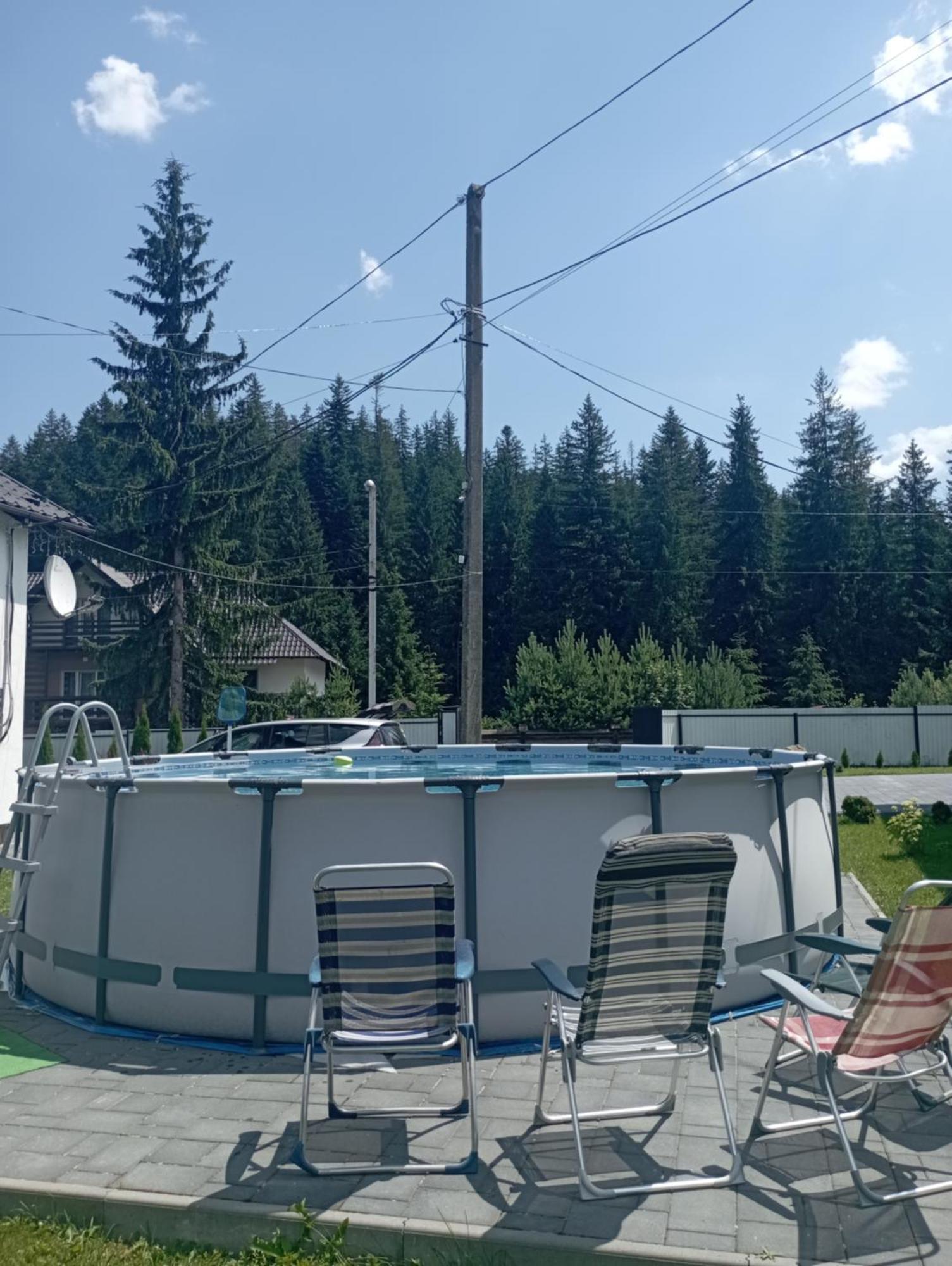 U Anastasii I Sofii Bilya Richki Guest House Mykulychyn Bagian luar foto